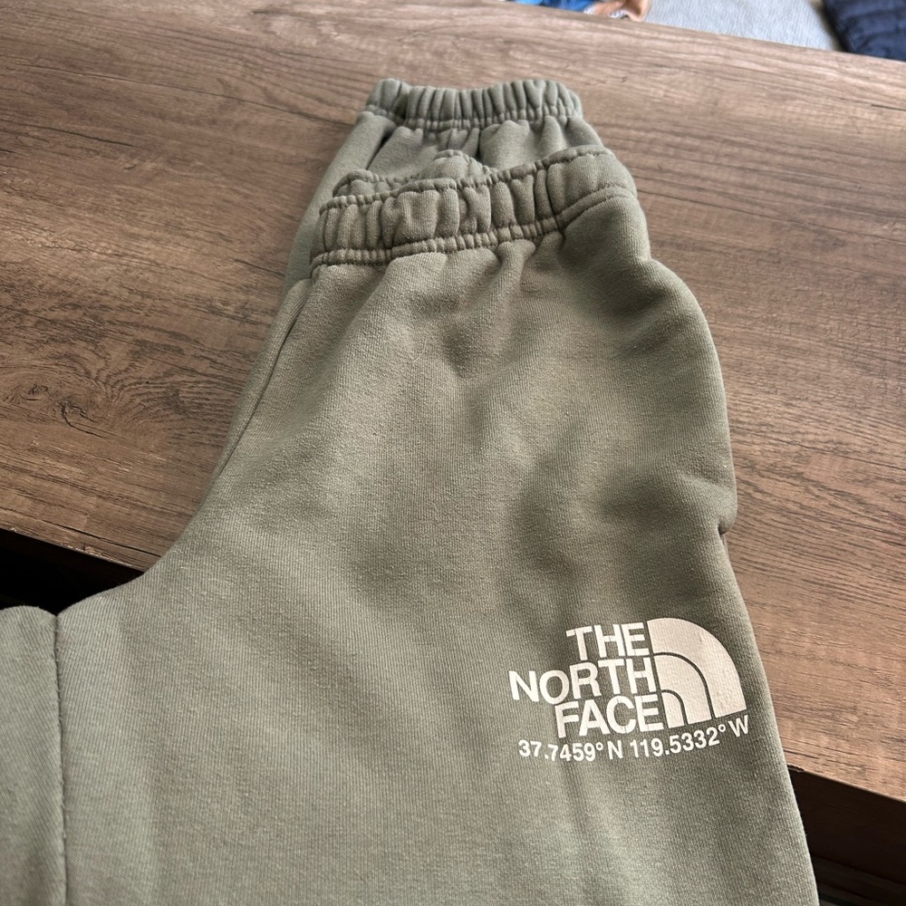 The North Face Green Sweatpants Elastic Waistband Fleece